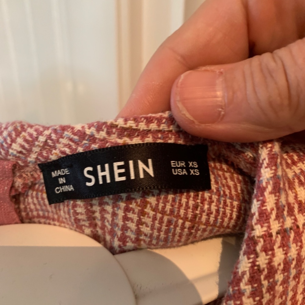 Shein plaid Peter Pan collar mini in red. Worn once - Picture 5 of 6